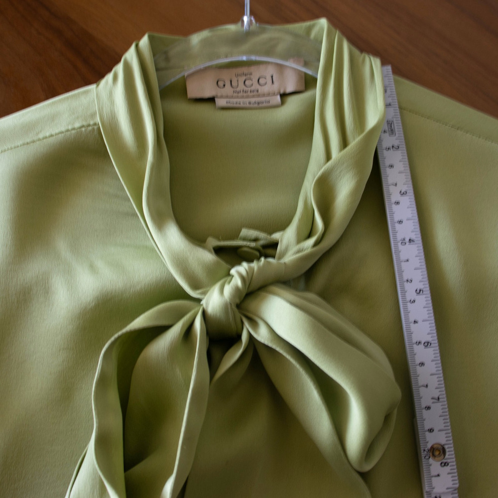 Gucci Uniform SILK Womens SIZE 34 Top Tie Neck Blouse Green LS - Picture 5 of 9